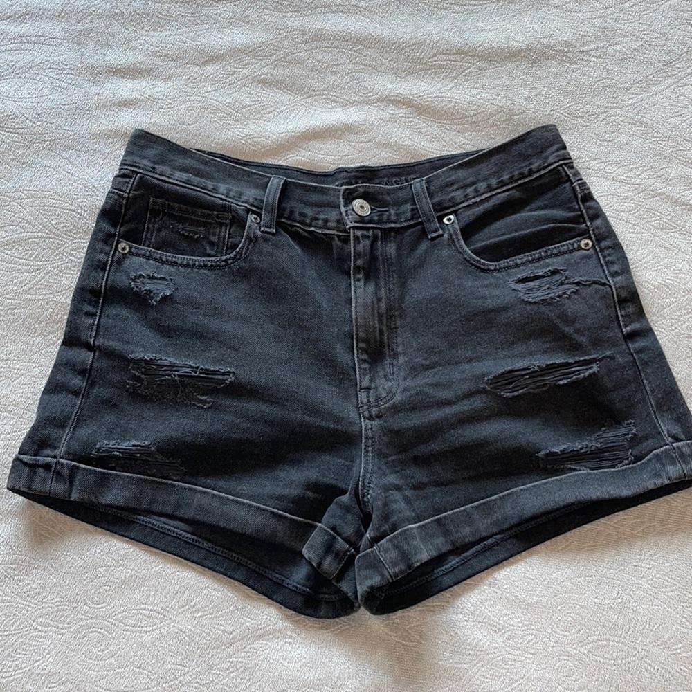 Black American Eagle mom shorts